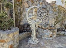 Steinguss Mondfee "Manadis" Antik