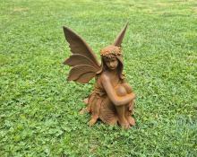 Gusseisen Elfe "Sitzend"