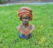 Skulptur Lady "Namibia"
