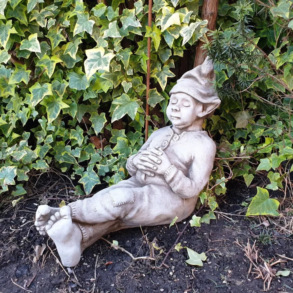 Steinguss "Schlafender Wichtel"