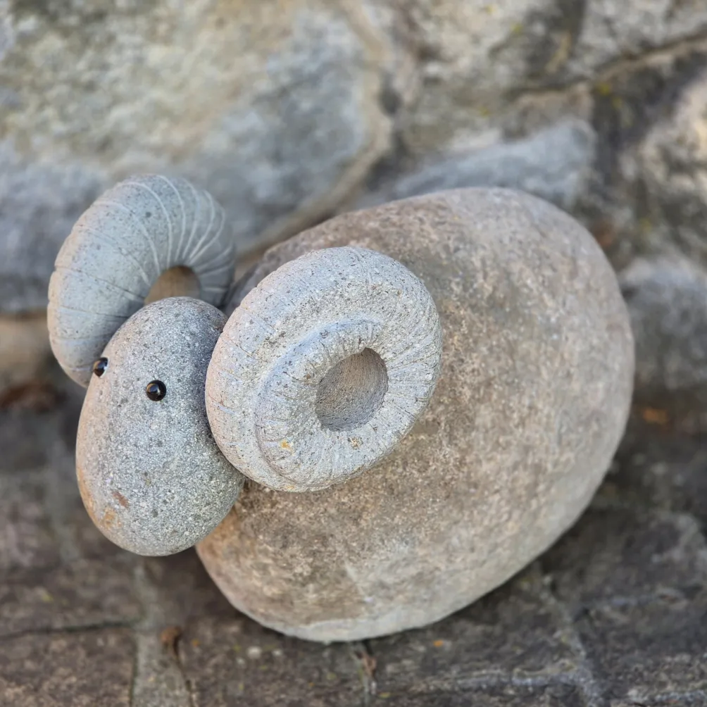 Steinschaf "Beach Pebbles" Mittel